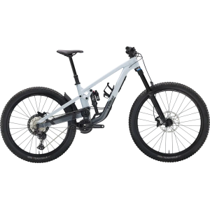 Trek Slash 8 Gen 6 Bike 2025